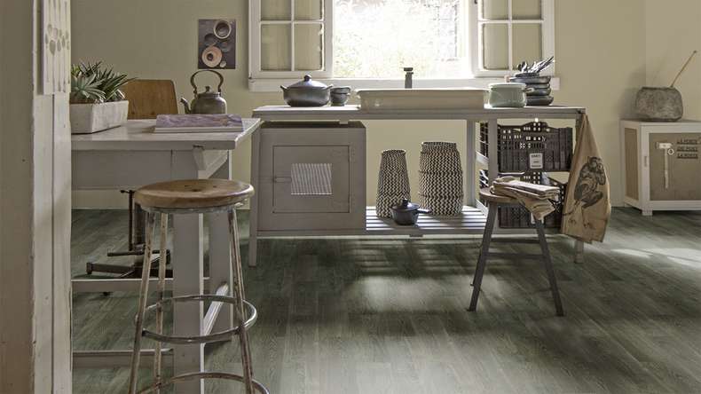 Forbo Allura Wood 70 Klebevinyl - Sage Ash 750 x 150 mm (63664DR7)