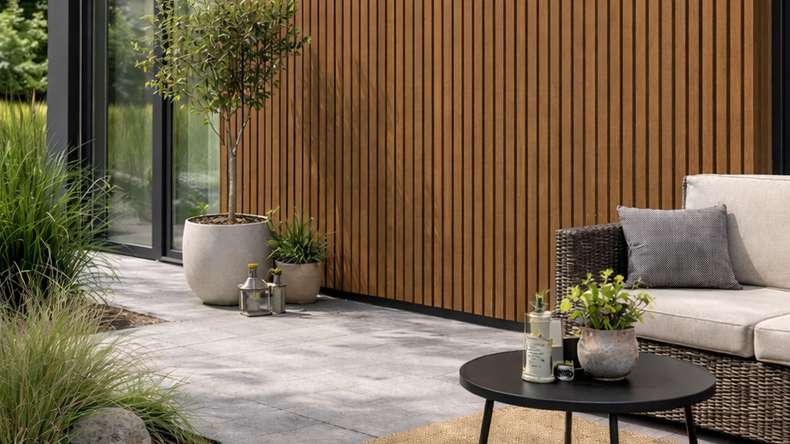 planeo DesignPro - WPC Fassadenverkleidung Burma Teak | Schwarz 2900 x 175 mm
