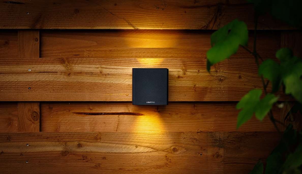 planeo Gartenbeleuchtung 12V - LED-Wandleuchte Ixion Wandleuchte Alu - 9W 534 Lumen