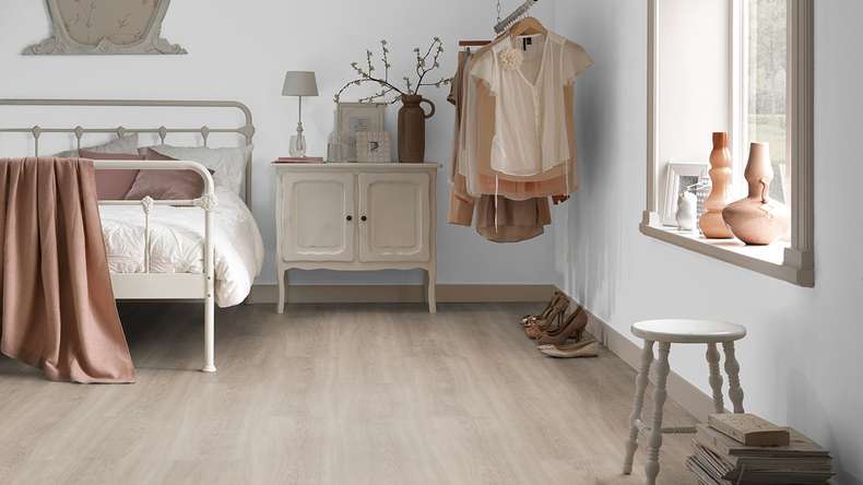 planeo Klebevinyl - SilentIQ Wood 2in1 Carviano | Trittschalldämmung integr. (F-DW-SIQ-9035)