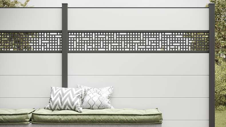 planeo Gardence Simply - PVC-Steckzaun Quadratisch Weiß 180 x 180 cm