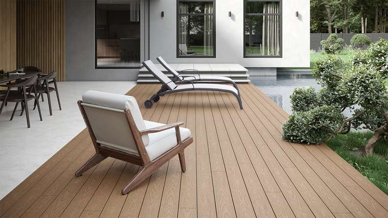 planeo TitanWood - Massivdiele dunkel-braun antik gealtert/gebürstet 4m | 5m