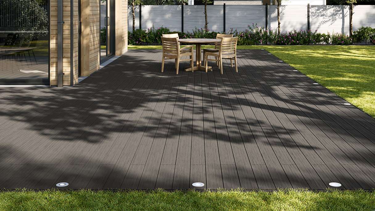 planeo AntikWood WPC Terrassendiele Massiv - Anthrazitgrau 3m antik gealtert