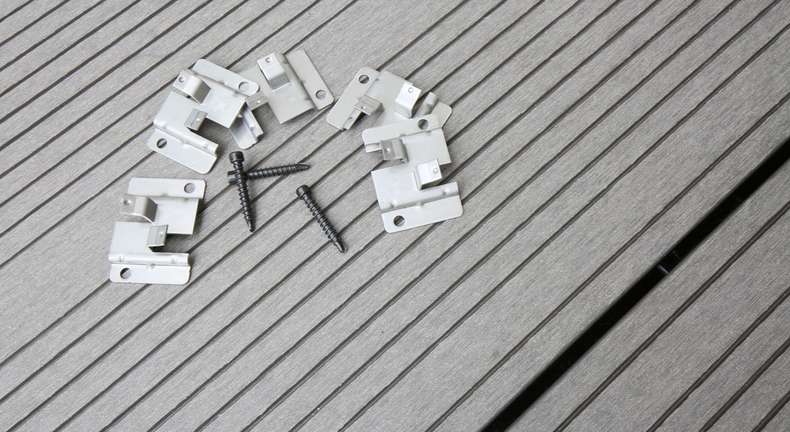 planeo Edelstahl-Terrassenclip WPC-Profi 4mm Fuge - 100 St. inkl. Schrauben