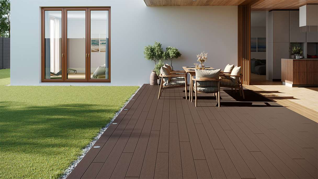 planeo LineWood WPC Terrassendiele Massiv - Dunkelbraun 3m gerillt/genutet