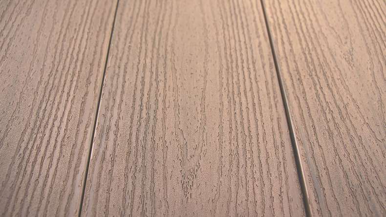planeo TitanWood - Massivdiele sand-braun antik gealtert/gebürstet 4m | 5m