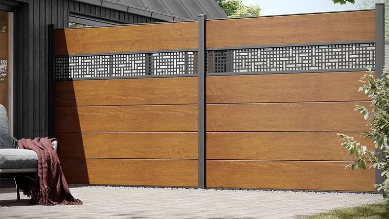 planeo Gardence Simply - PVC-Steckzaun Quadratisch Golden Oak