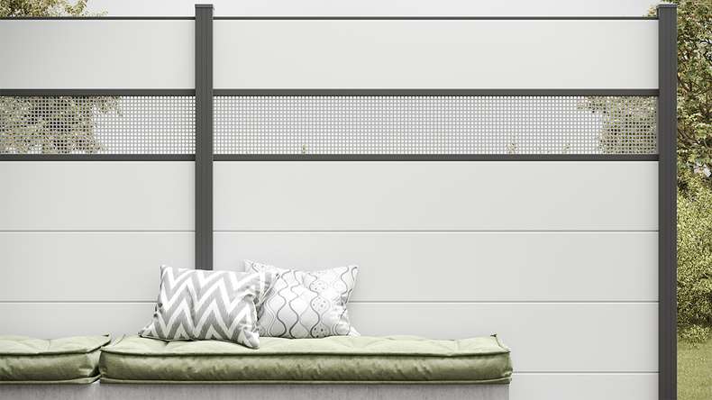 planeo Gardence Simply - PVC-Steckzaun Quadratisch Weiß 180 x 180 cm