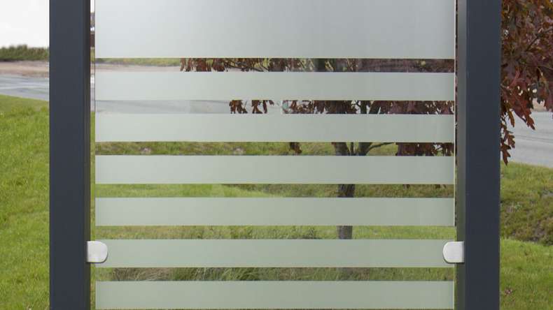 planeo Gardence Flair - Glas-Sichtschutz Hochkant Streifen 120 x 180 cm