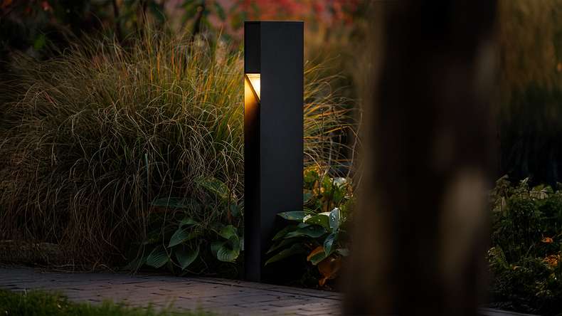 planeo Gartenbeleuchtung 12V - LED-Sockelleuchte Alon - 3.3W 310 Lumen