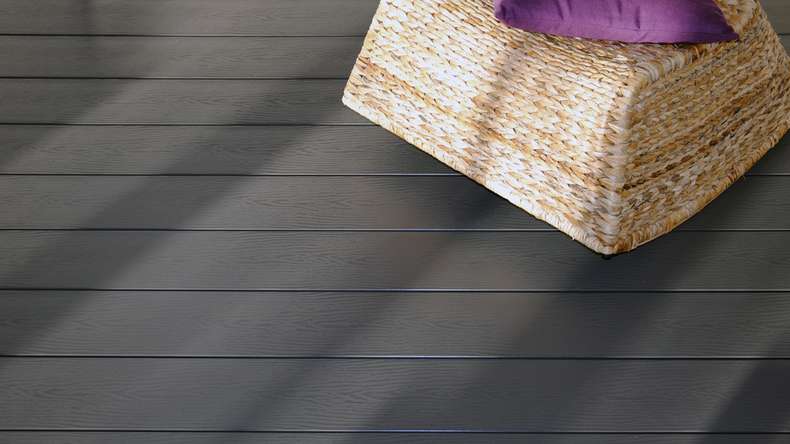 planeo WPC - Terrassendiele massiv Graubraun 2,00m - geriffelt