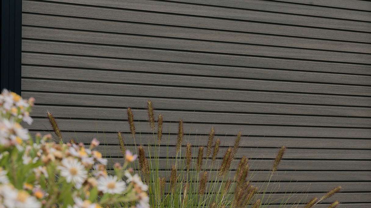 planeo LINEA - WPC CoEx Rhombus Steckzaun Dunkelgrau 176 x 183 cm