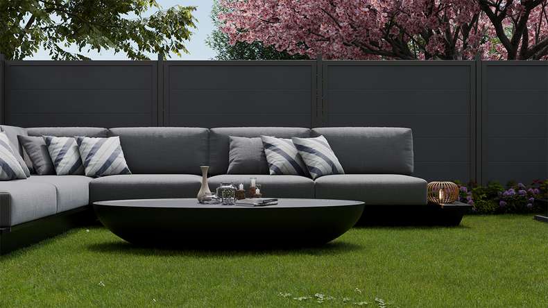 planeo Gardence Simply Guard - PVC-Gartenzaun Anthrazitgrau mit Alu-Rahmen in Anthrazit 180 x 180 cm