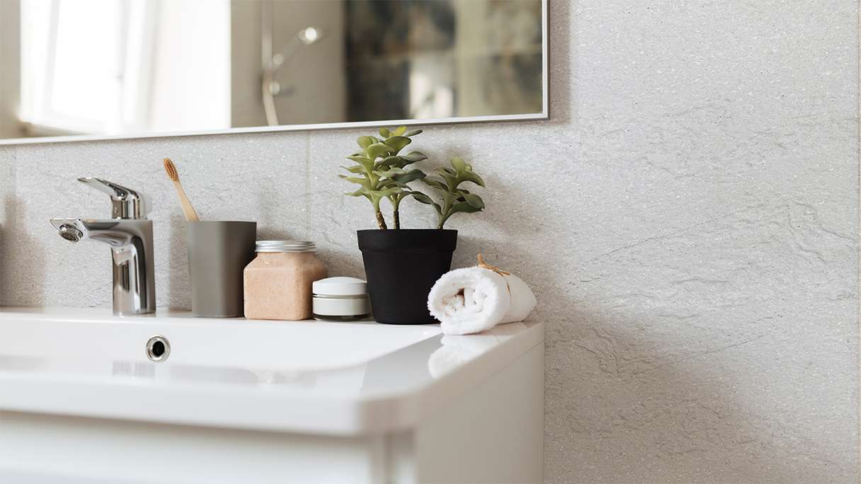 planeo EVOLITH Slate&Stone - Naturstein Wandverkleidung Crystal White 1220 x 610 mm
