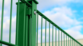 Doppelstabmattenzaun leicht 6/5/6 - Breite 2510 mm RAL 6005 Moosgrün