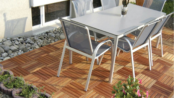 planeo Holz-Terrassenfliese Akazie 30x30 cm - 5 Stk - 0,45m²