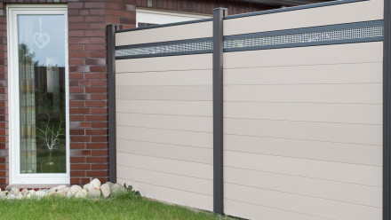 planeo Solid - Gartenzaun Designblende Alu15 BiColor Weiß