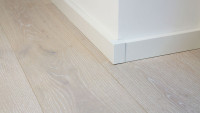 Außenecken selbstklebend für Fußleiste F100201M Modern Weiß 18 x 50 mm - 2St.