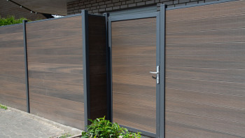 planeo Solid - Gartenzaun Quadratisch Walnuss co-ex